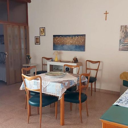 Villa Casa Fronte Mare Puro Relax Cava dʼAliga Exterior foto